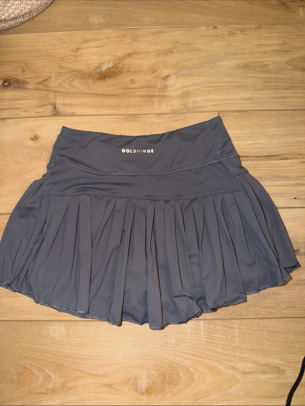 Goldhinge grey pleated skirt
